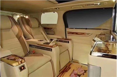 Wysokiej jakości najpopularniejszy wielofunkcyjny składany stolik samochodowy do luksusowego samochodu dostawczego Mpv